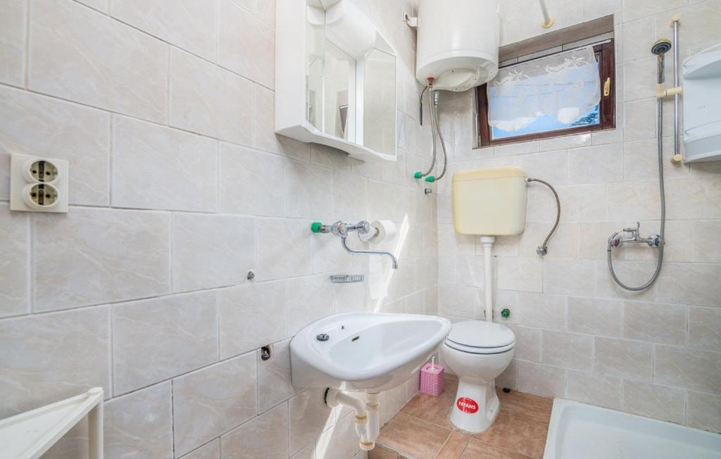 Apartmani Mile Крк Экстерьер фото